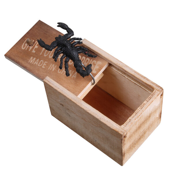 Spider Wooden Surprise Scare Box - Image 8