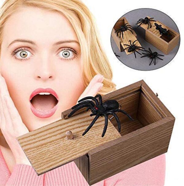 Spider Wooden Surprise Scare Box - Image 10